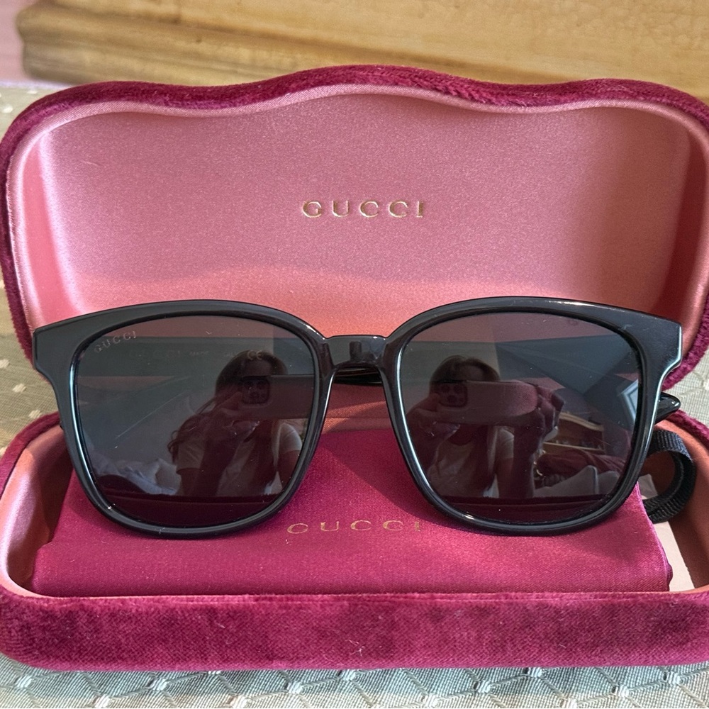Gucci Square GG Gucci Men/Women’s Sunglasses Black GG0637SK - Picture 4 of 16
